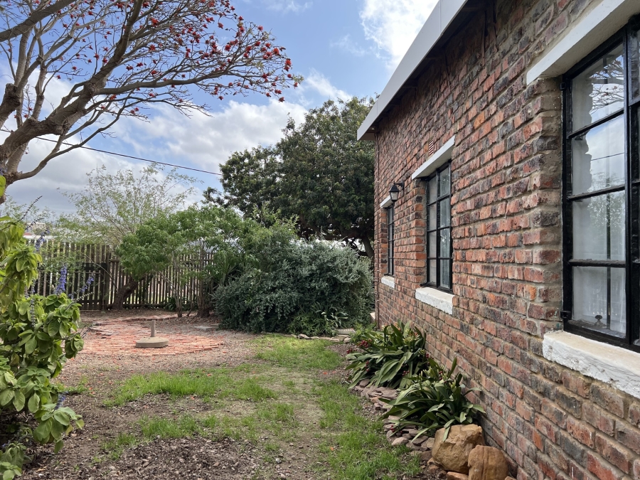 2 Bedroom Property for Sale in Napier Western Cape